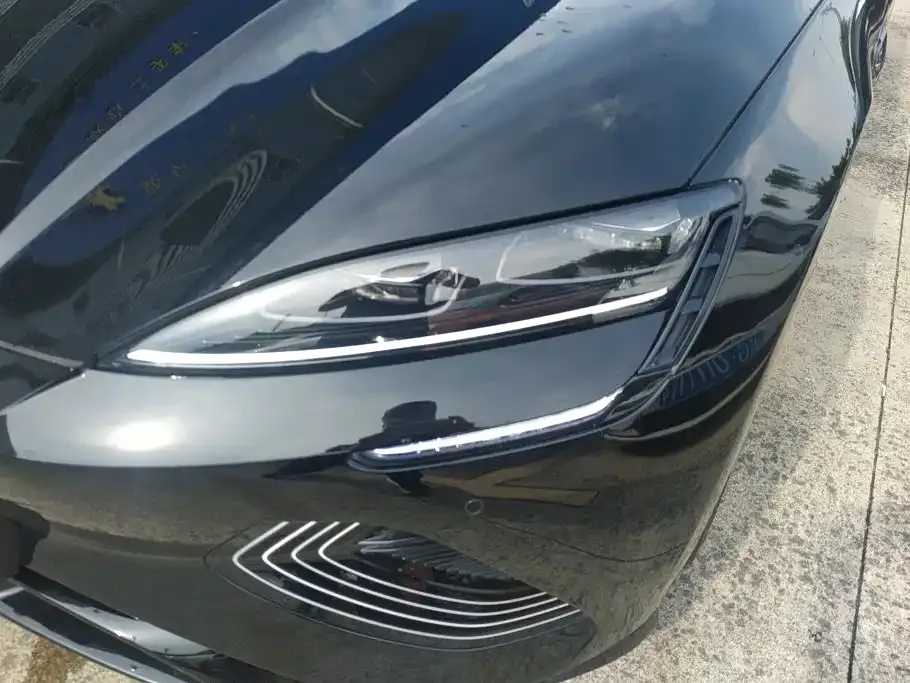 BYD Seal — фото 6