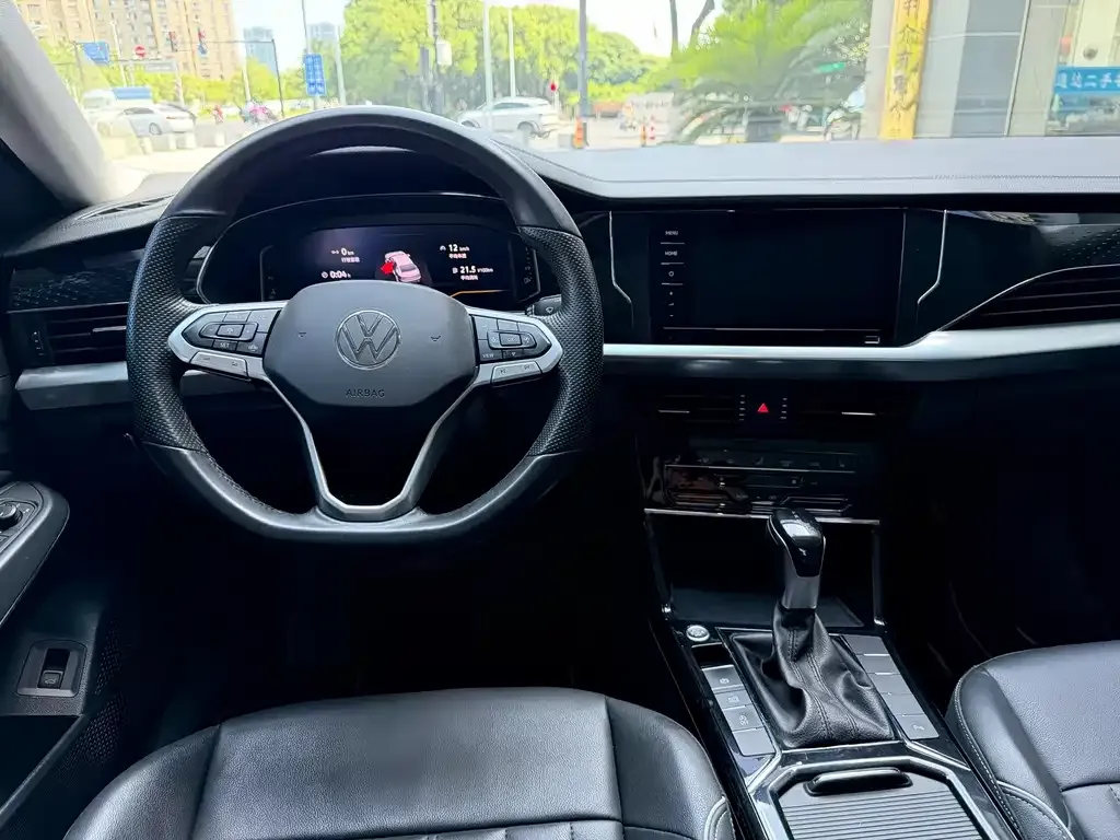 Volkswagen Passat — фото 2