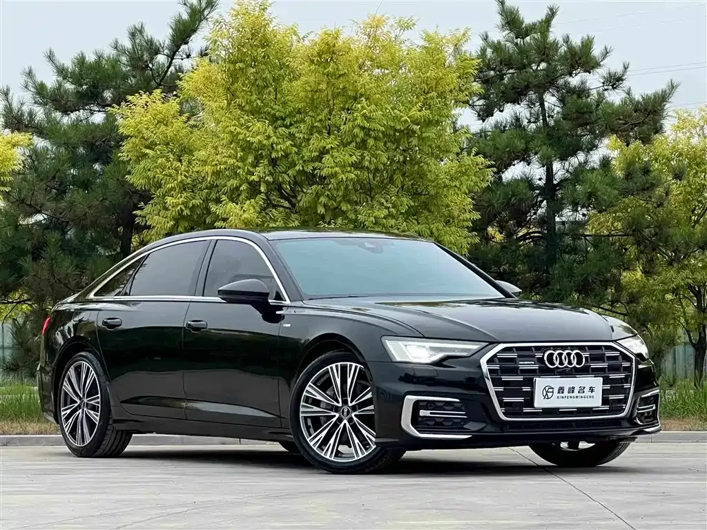 Audi A6L — фото 10