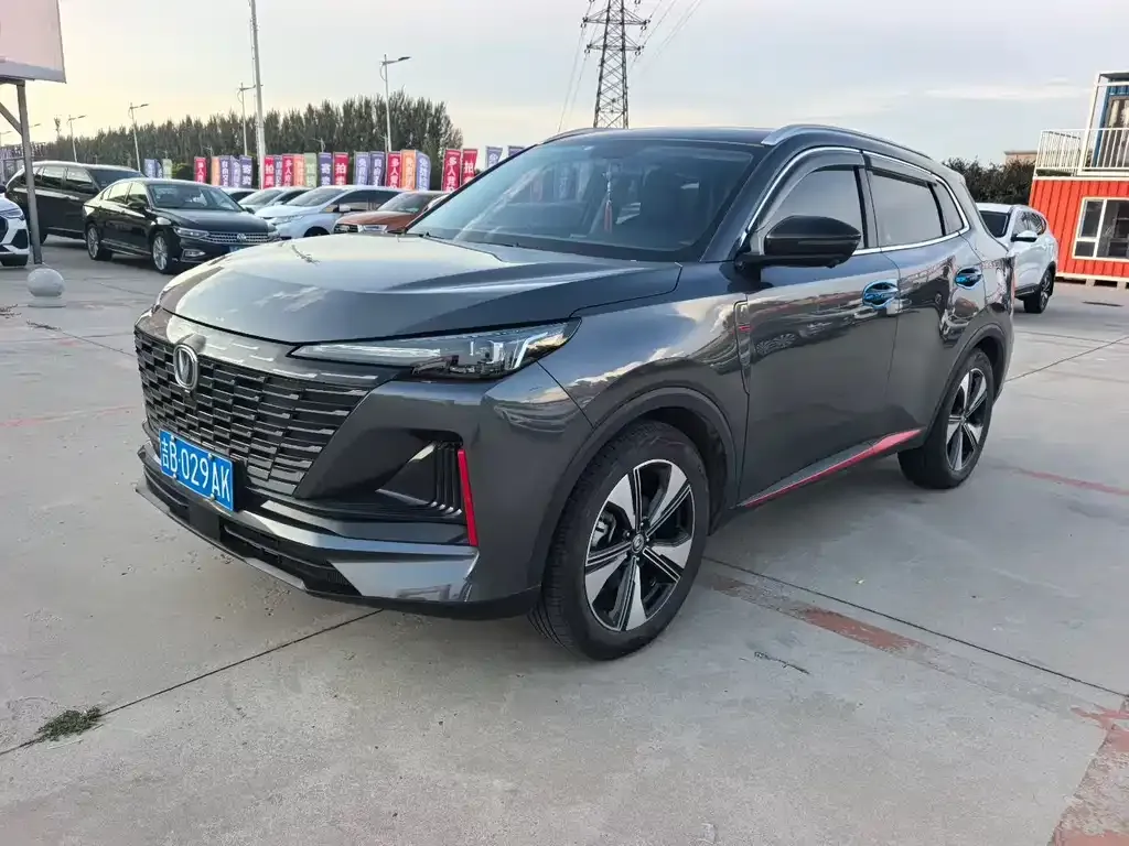 Changan CS55PLUS — фото 1