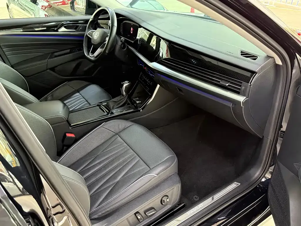 Volkswagen Passat — фото 10