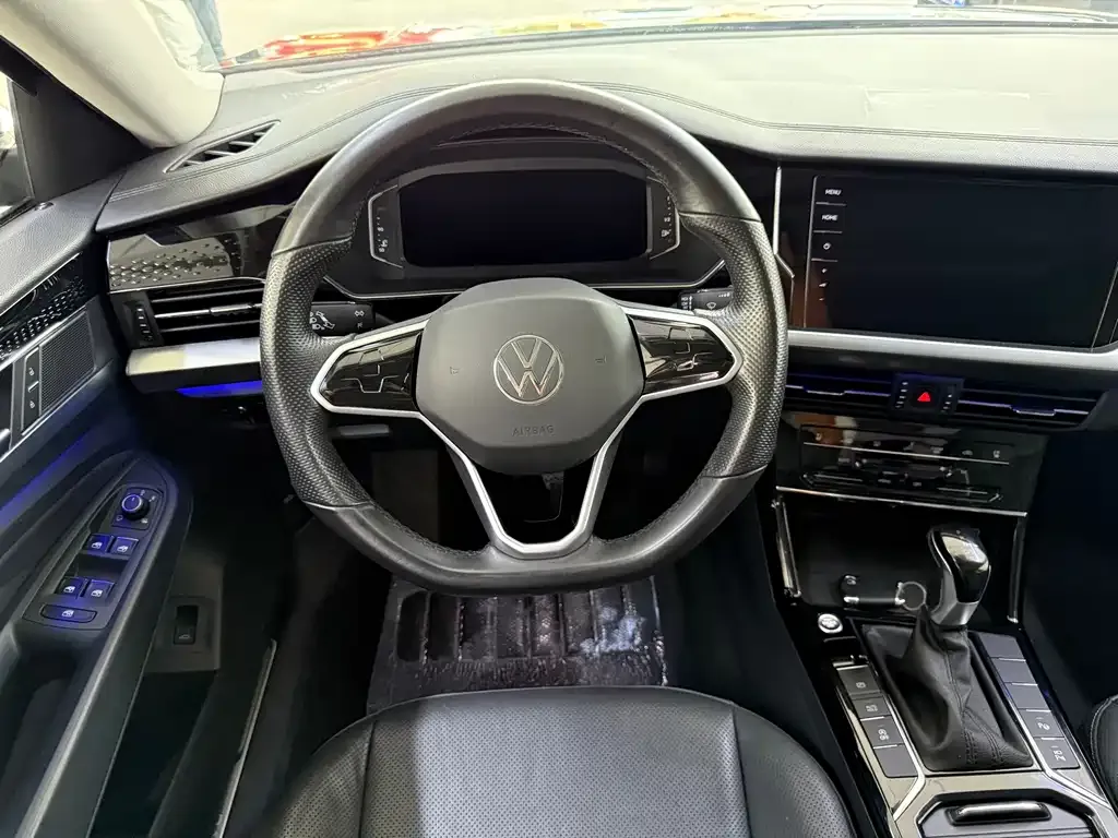 Volkswagen Passat — фото 4