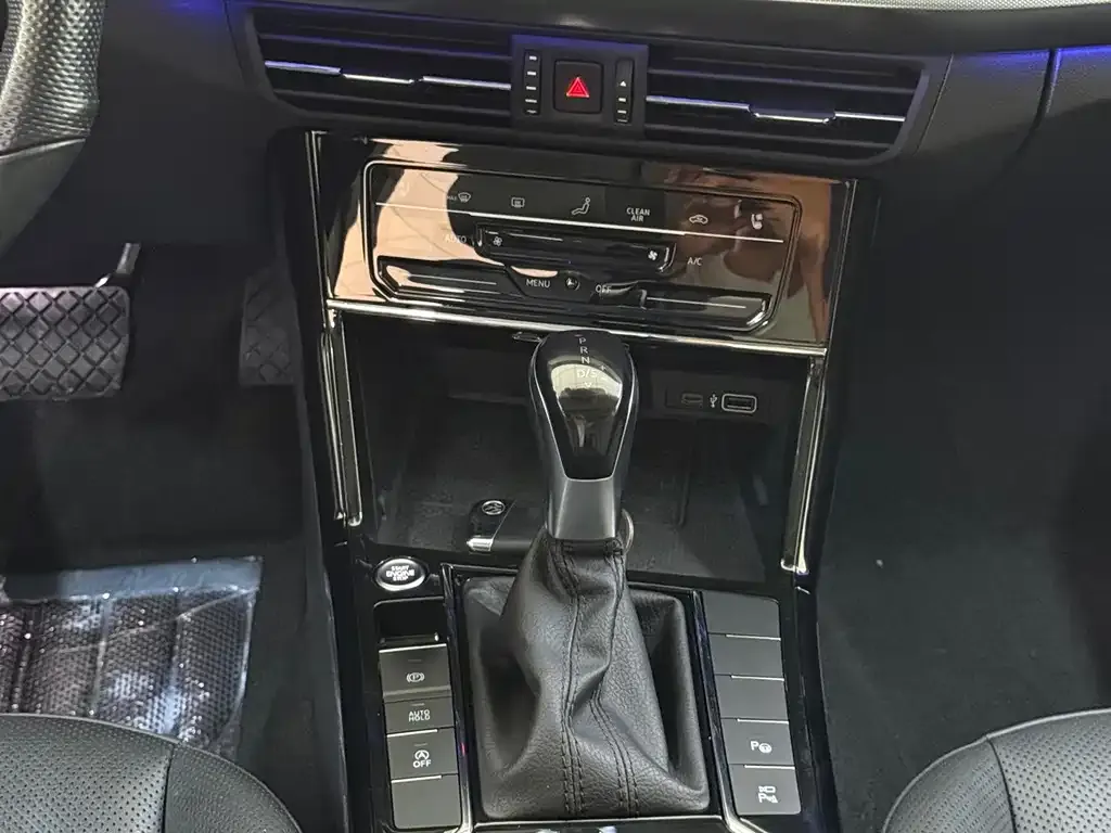 Volkswagen Passat — фото 7
