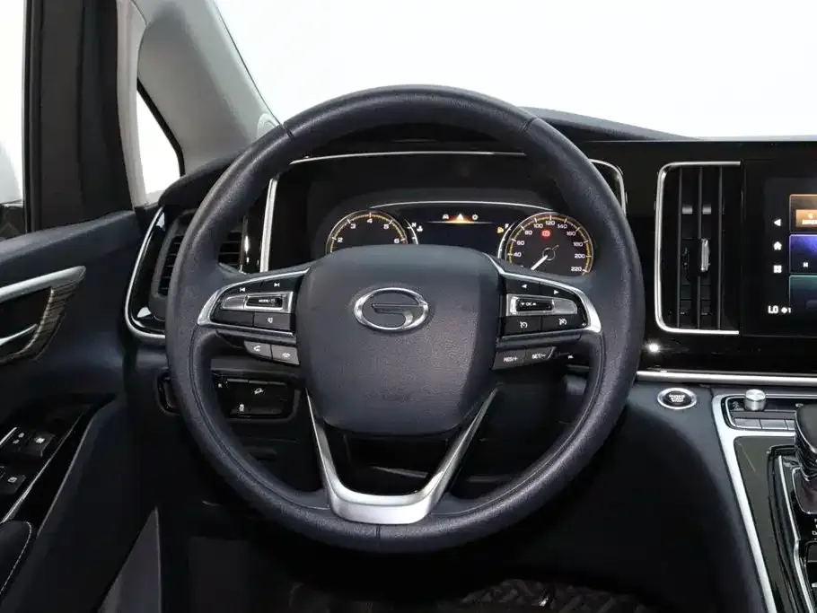 GAC Motor Trumpchi M8 — фото 4