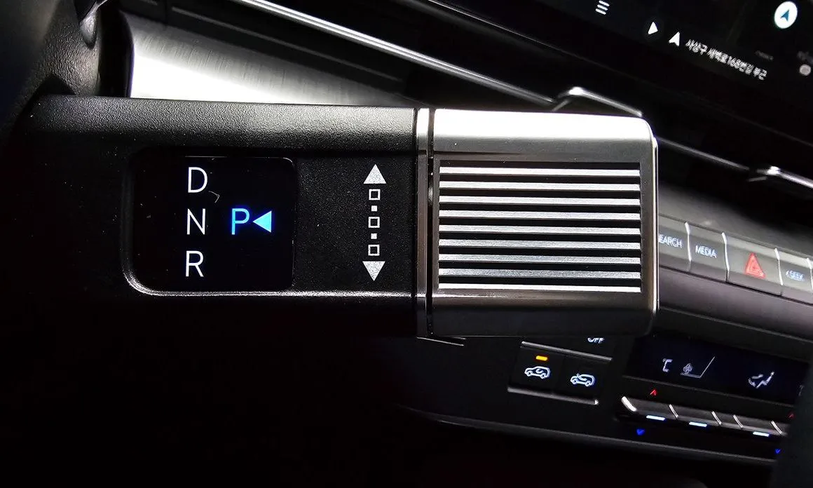 Hyundai Kona — фото 9