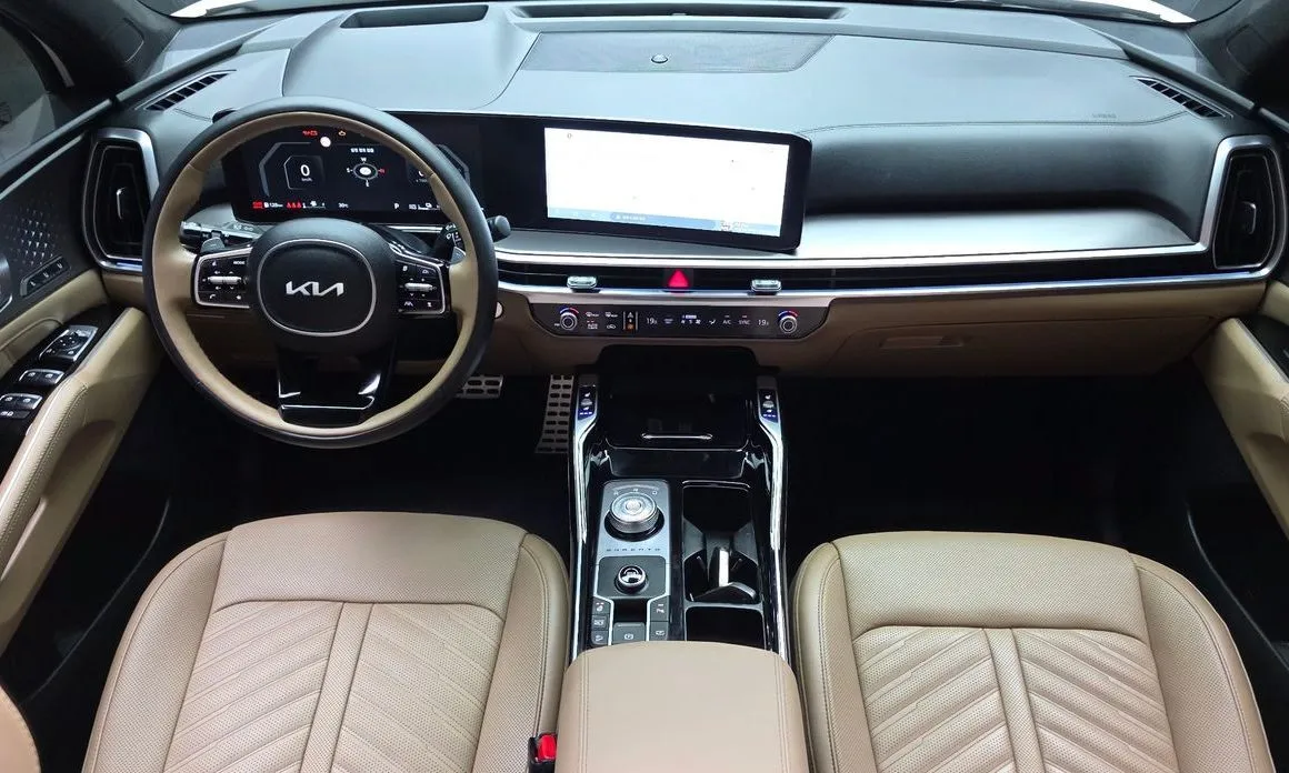 Kia Sorento — фото 9