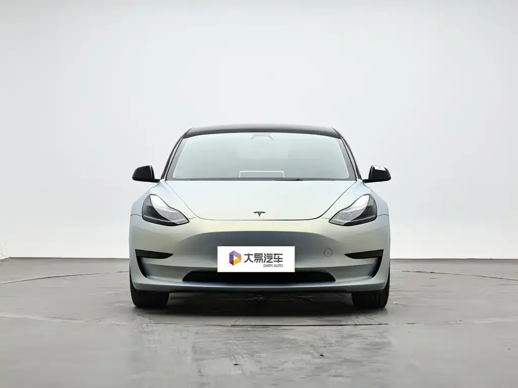 Tesla Model 3 — фото 2