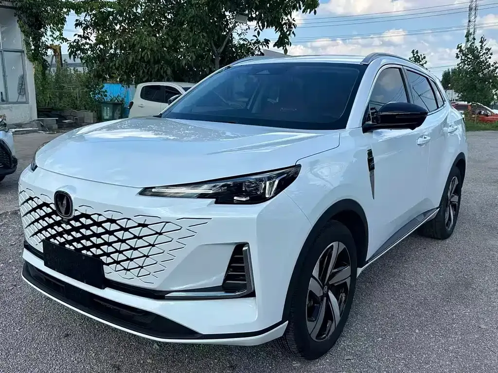 Changan CS55PLUS — фото 1