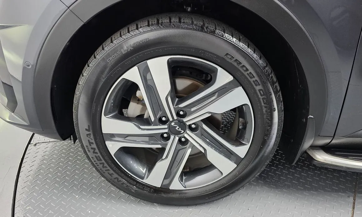 Kia Sorento — фото 10