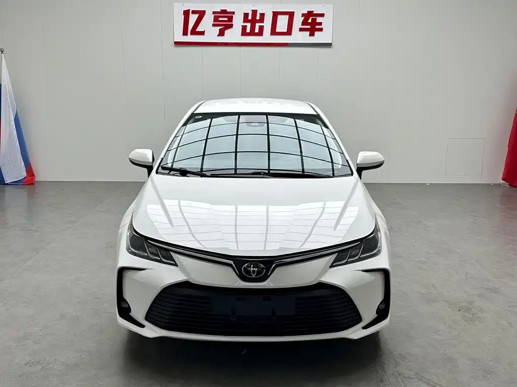Toyota Corolla — фото 3