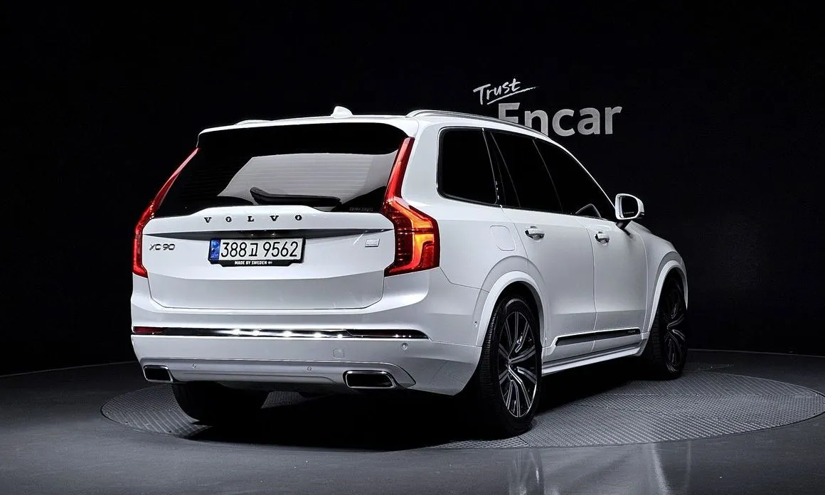 Volvo XC90 — фото 4