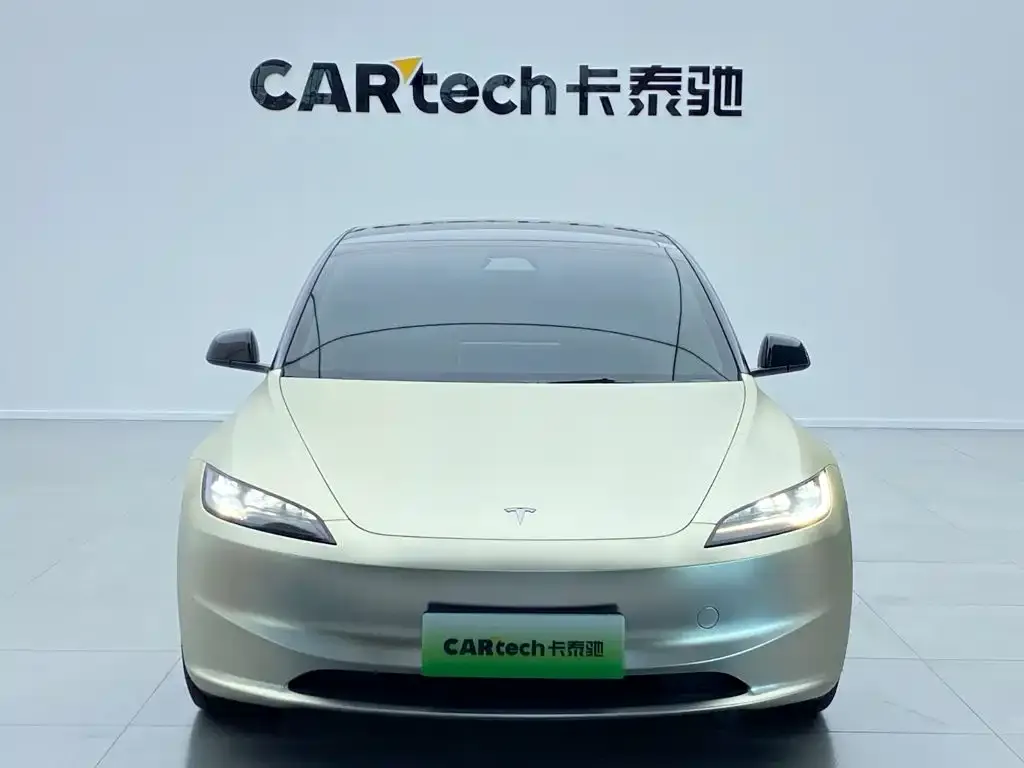 Tesla Model 3 — фото 2