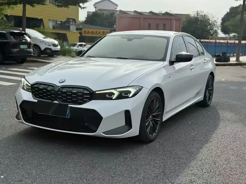 BMW 3 Series — фото 1
