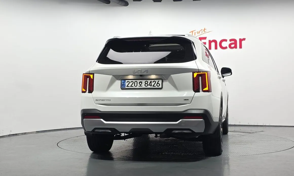 Kia Sorento — фото 4