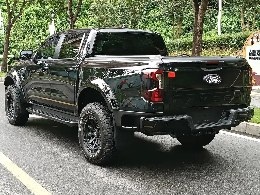 Ford Ranger — фото 10
