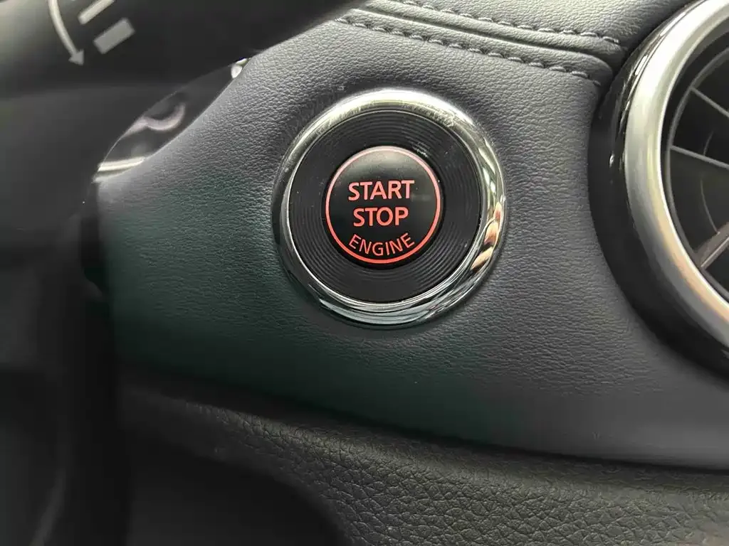 Nissan X-Trail — фото 10