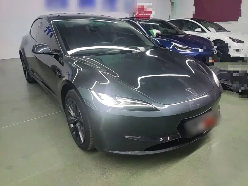 Tesla Model 3 — фото 2