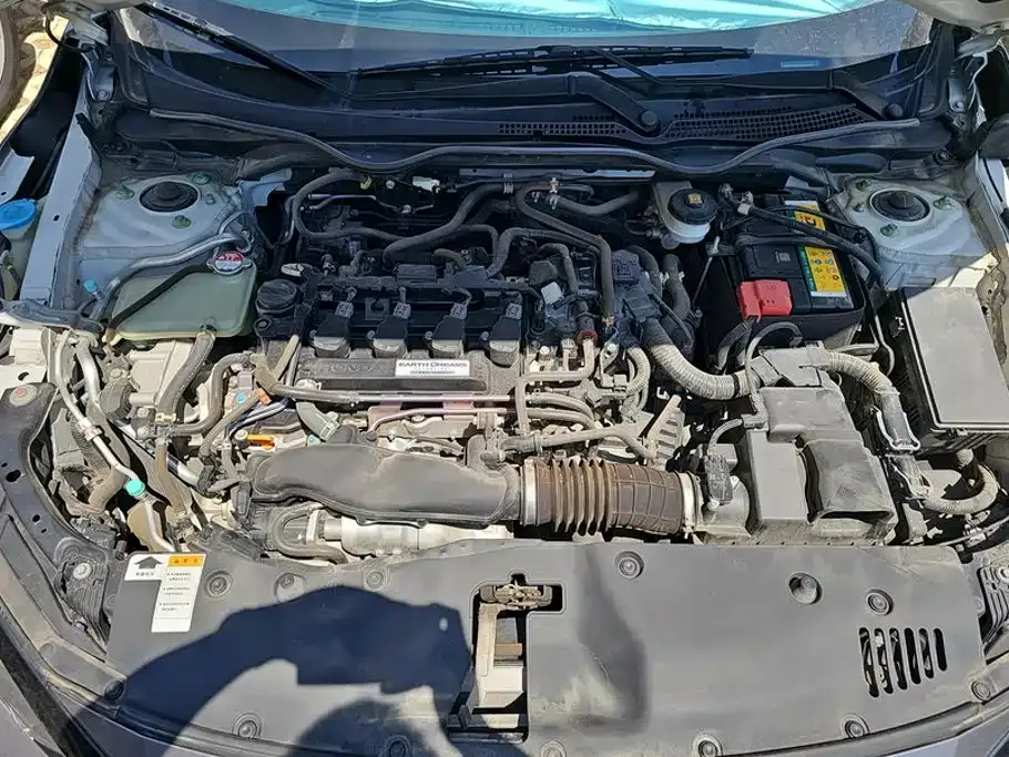 Honda Civic — фото 10