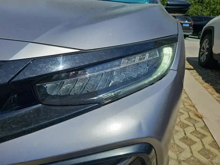 Honda Civic — фото 6