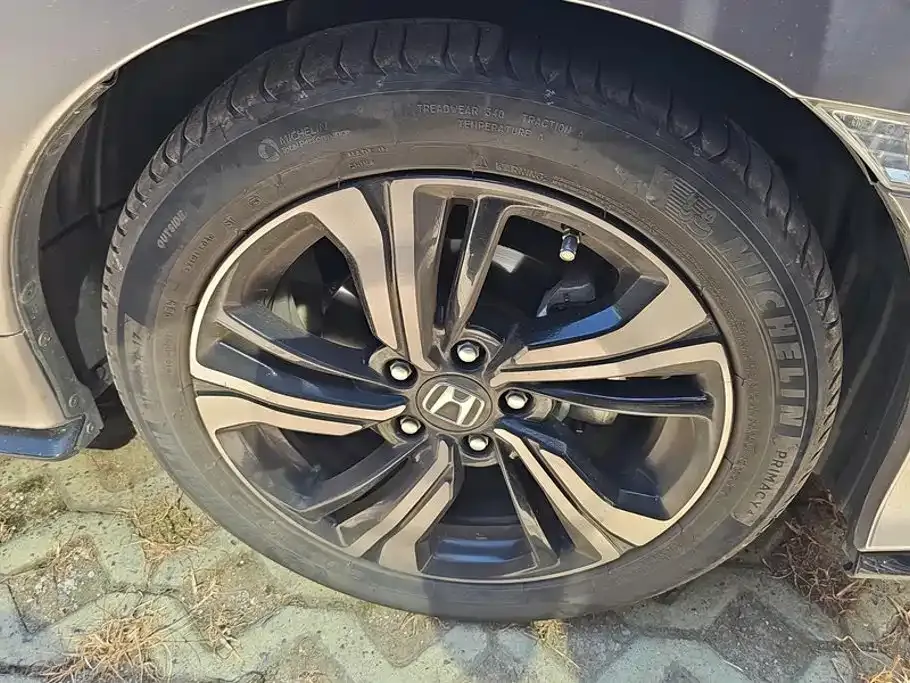 Honda Civic — фото 4