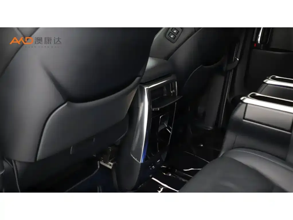 Toyota Vellfire — фото 3