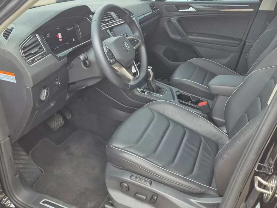 Volkswagen Tiguan — фото 7