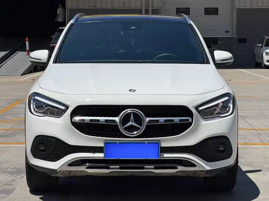 Mercedes-Benz GLA — фото 10