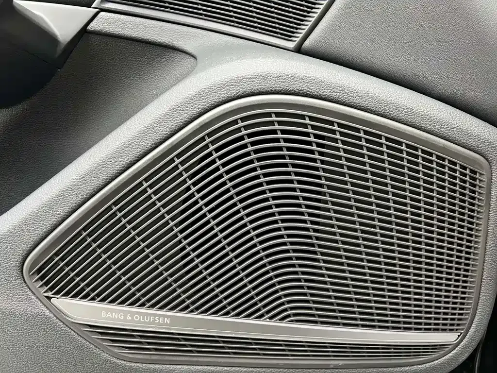Audi A4L — фото 10