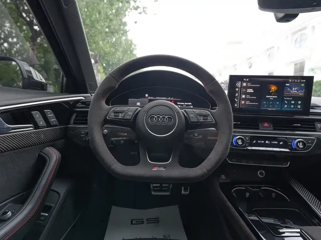 Audi RS 4 — фото 3