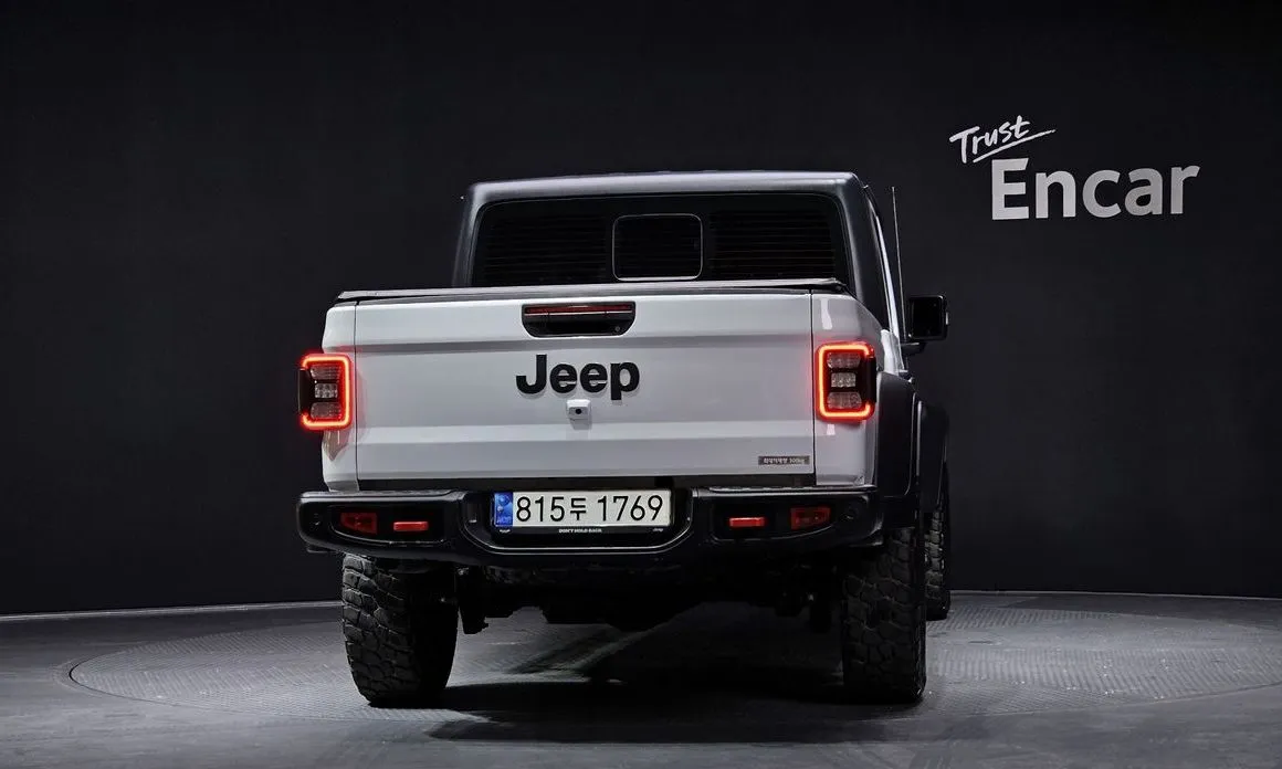 Jeep Gladiator — фото 3