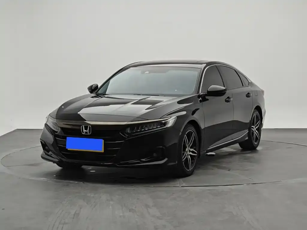Honda Accord — фото 1