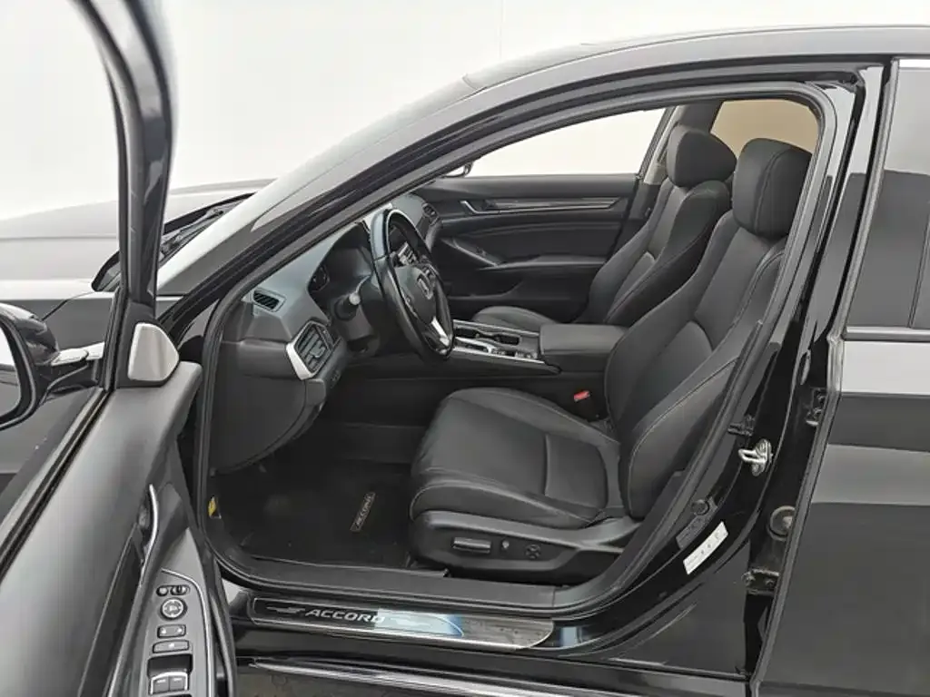 Honda Accord — фото 3