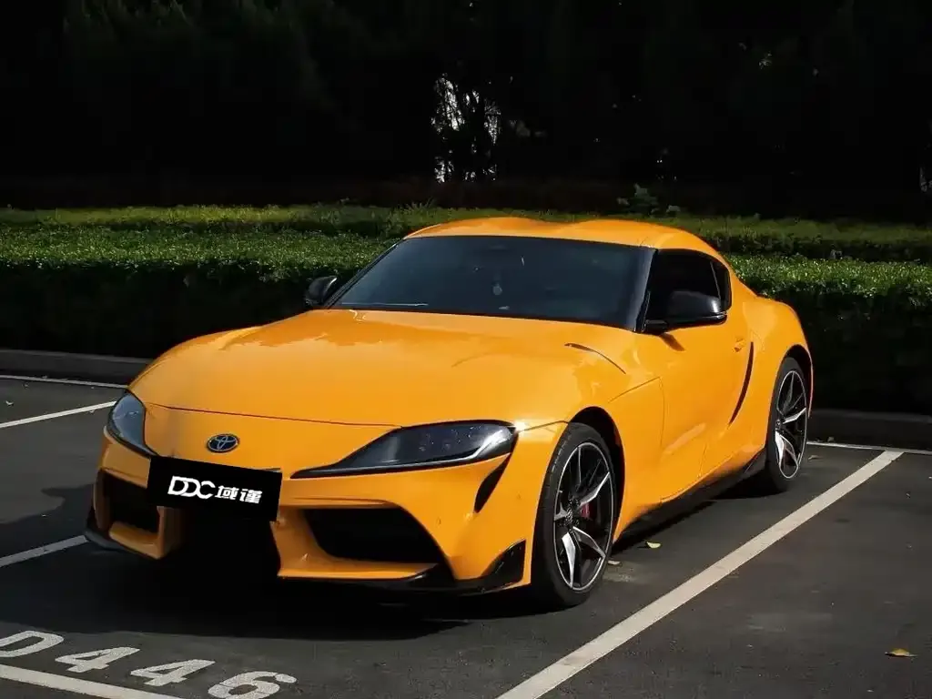 Toyota Supra — фото 1