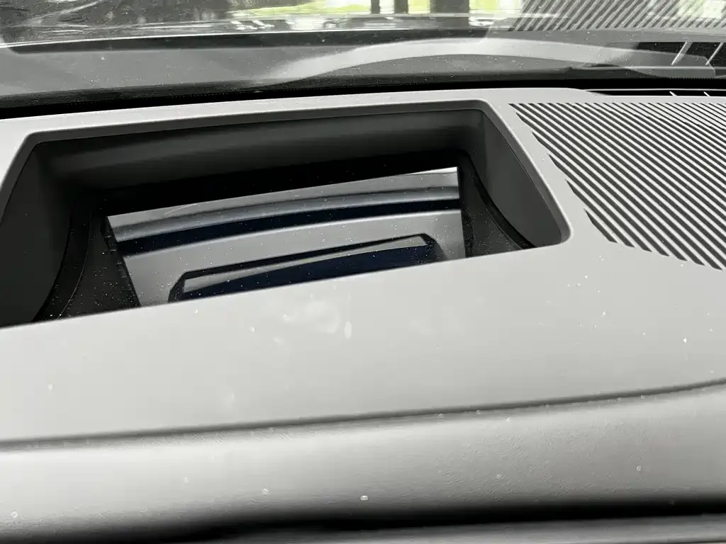 BMW 5 Series — фото 9