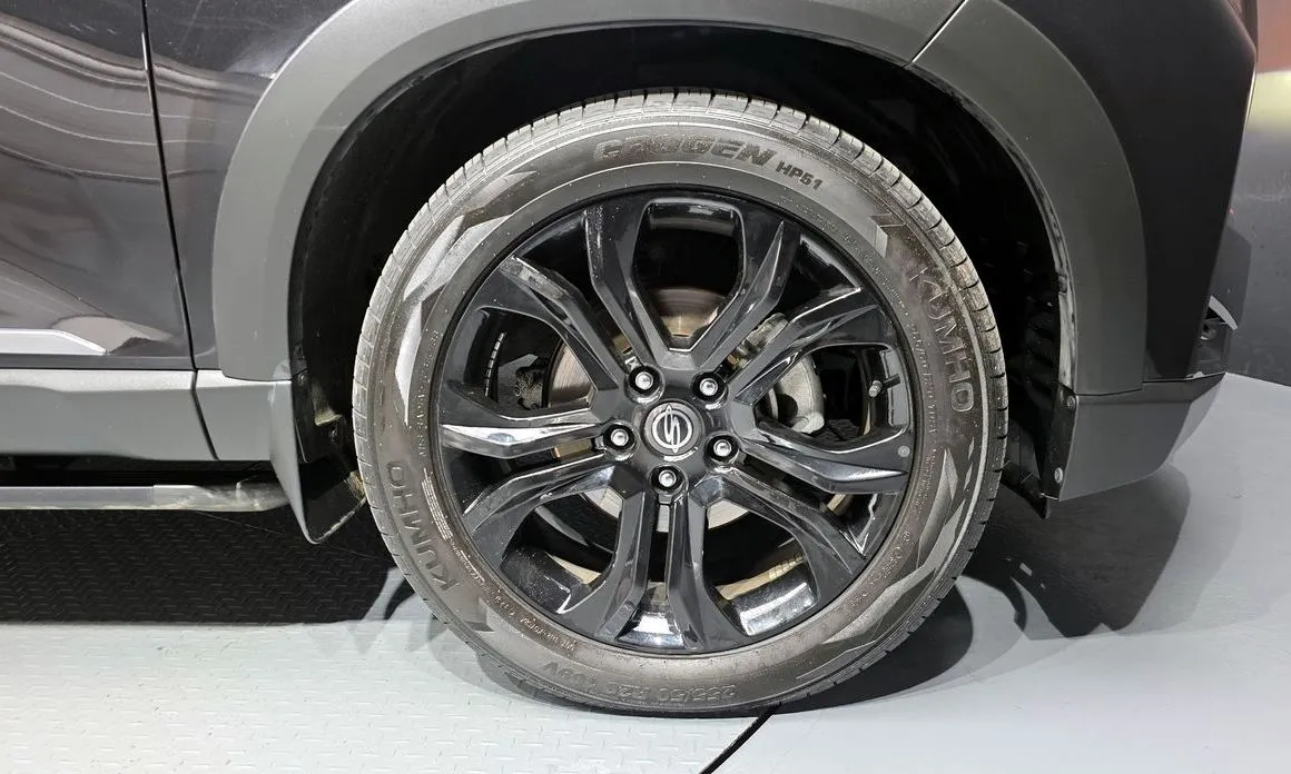 KG Mobility (Ssangyong) Rexton — фото 10