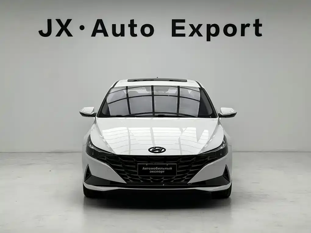 Hyundai Elantra — фото 7
