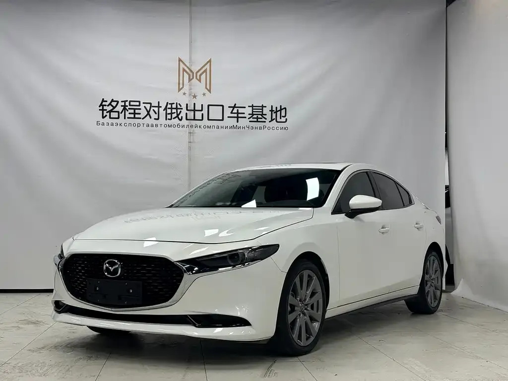 Mazda 3 Axela — фото 1