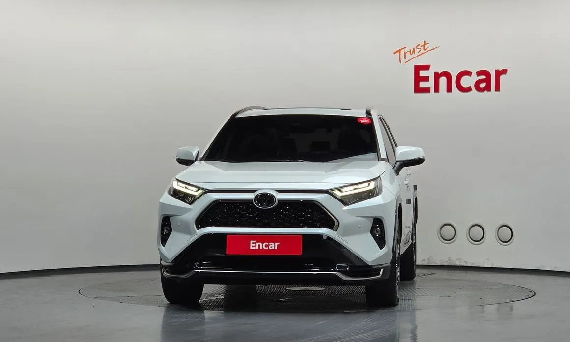 Toyota RAV4 — фото 4