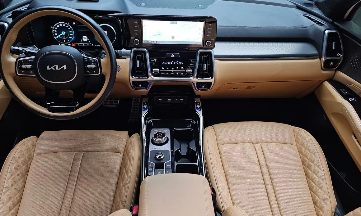 Kia Sorento — фото 10