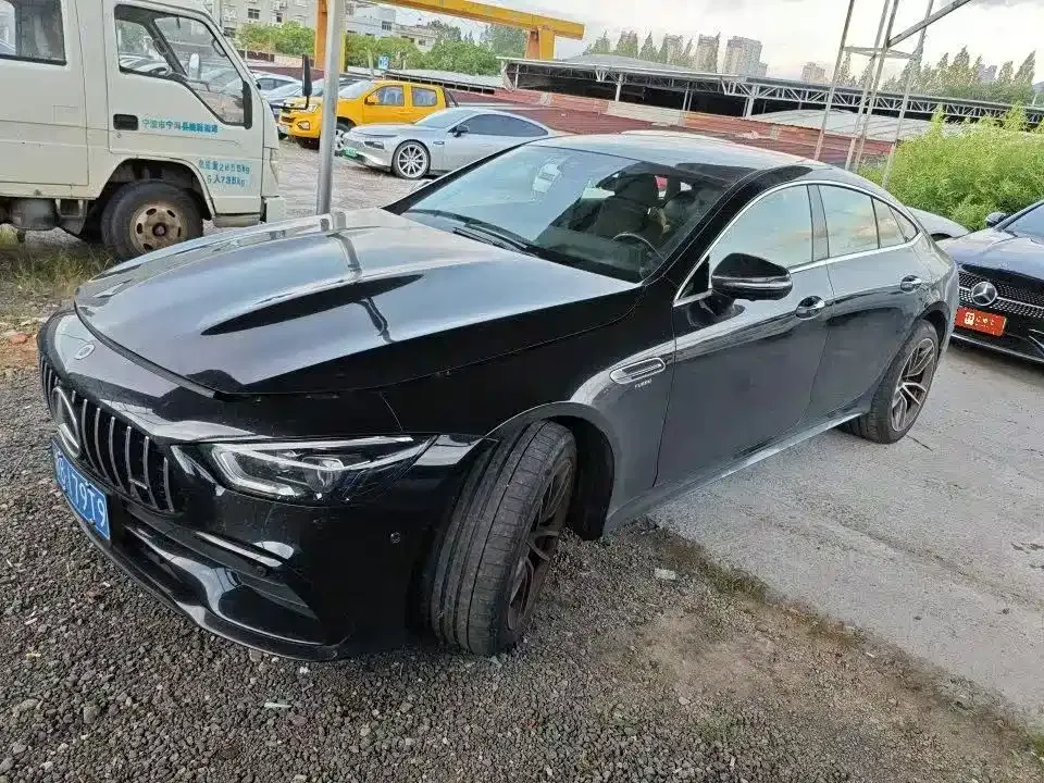 Mercedes-Benz AMG GT — фото 1