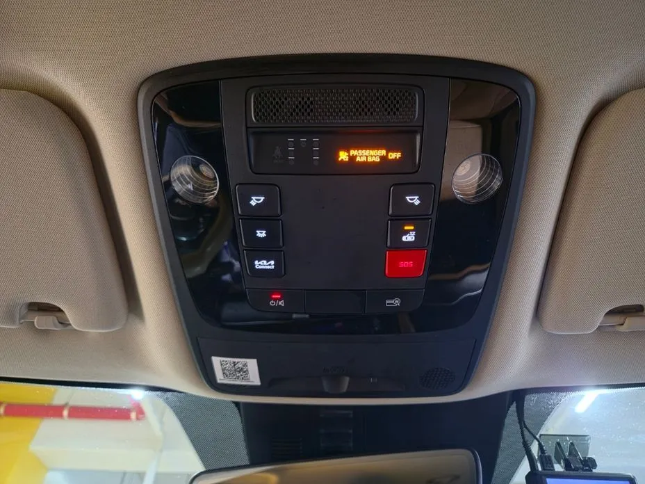 Kia Carnival — фото 4