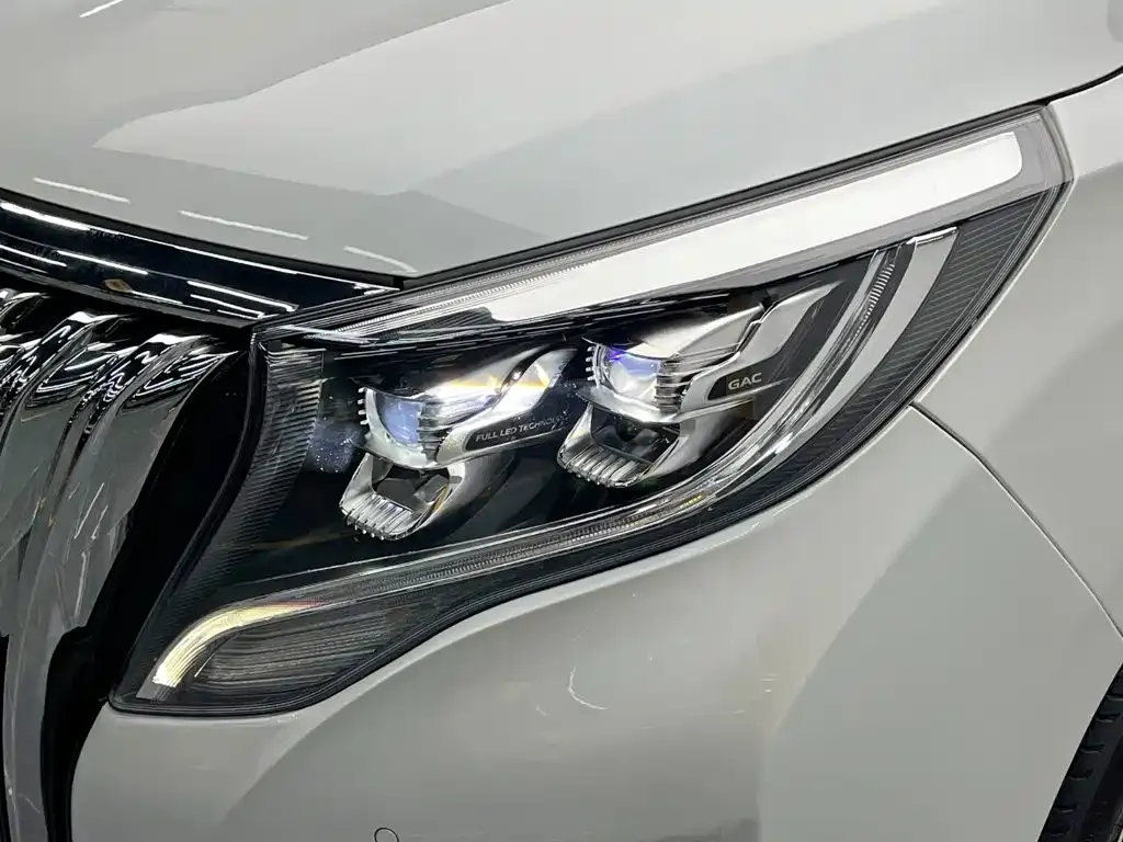 GAC Motor Trumpchi M8 — фото 7