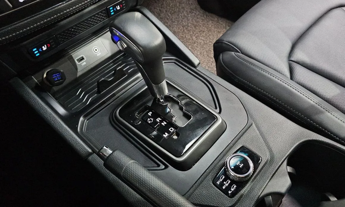 KG Mobility (Ssangyong) Rexton — фото 8