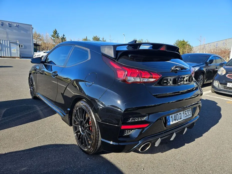 Hyundai Veloster — фото 9