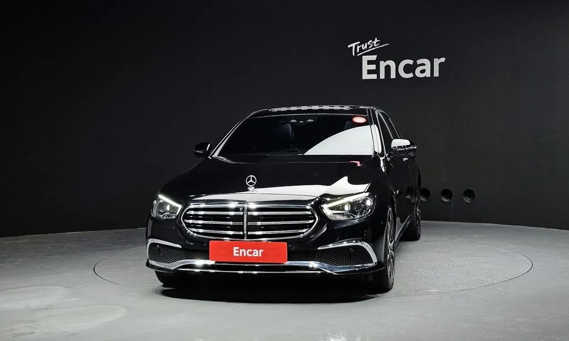 Mercedes-Benz E-Class — фото 5