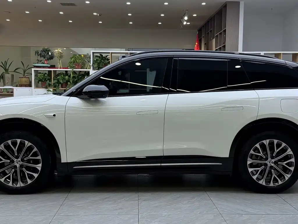 NIO ES6 — фото 4