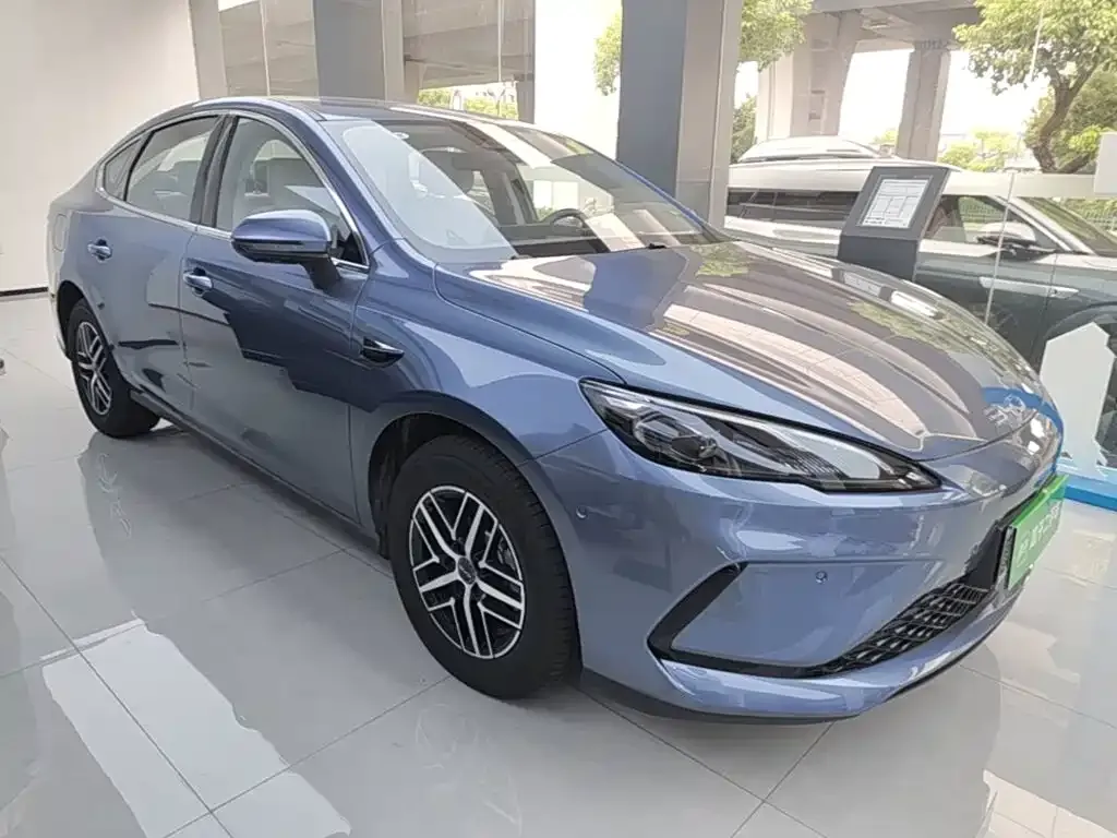 BYD Seal 05 DM-i — фото 4