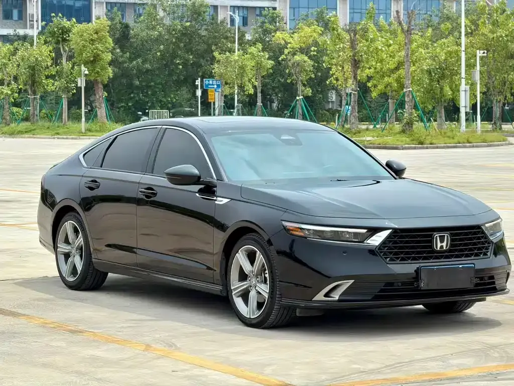 Honda Accord — фото 6