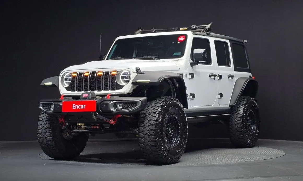 Jeep Wrangler — фото 1