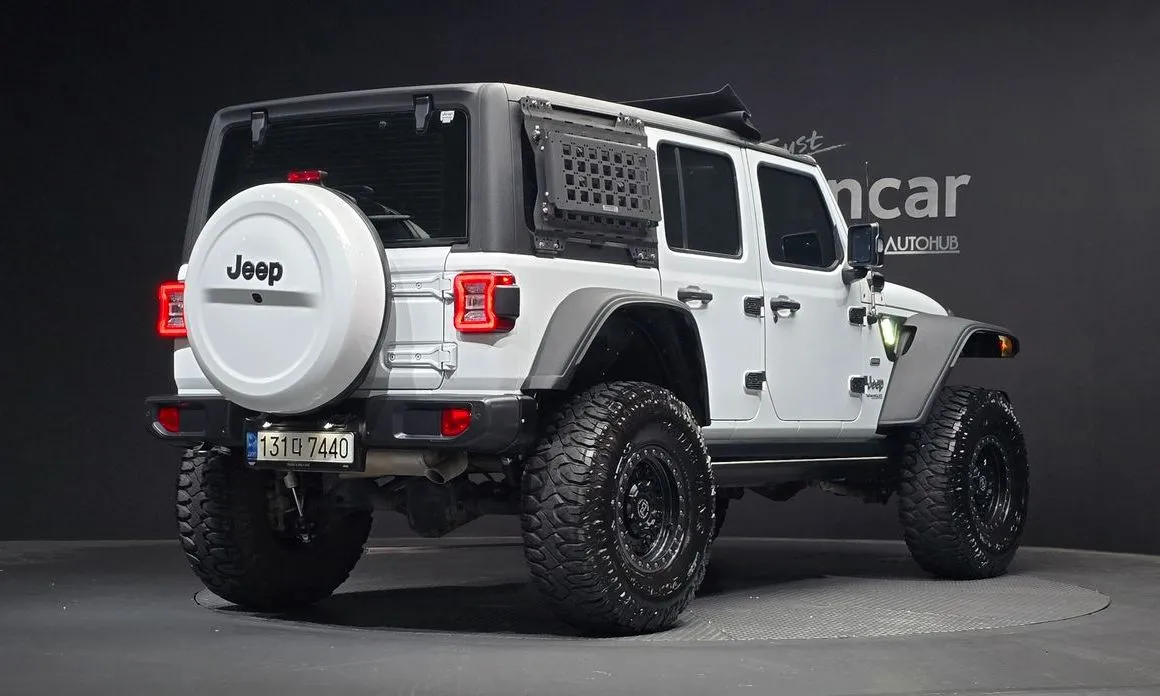 Jeep Wrangler — фото 5